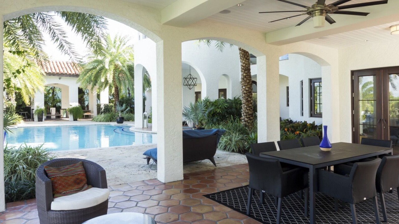 Photo of Outdoor in Northeast Miami
