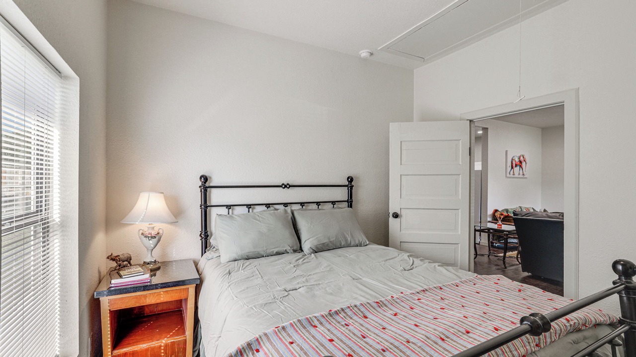 Photo of Bedroom in Jacksboro