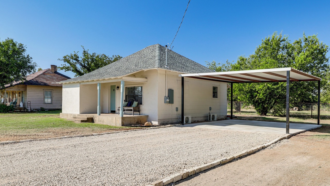 Photo of Others in Jacksboro