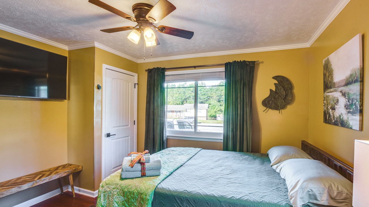 Photo of Bedroom in Pine Forest