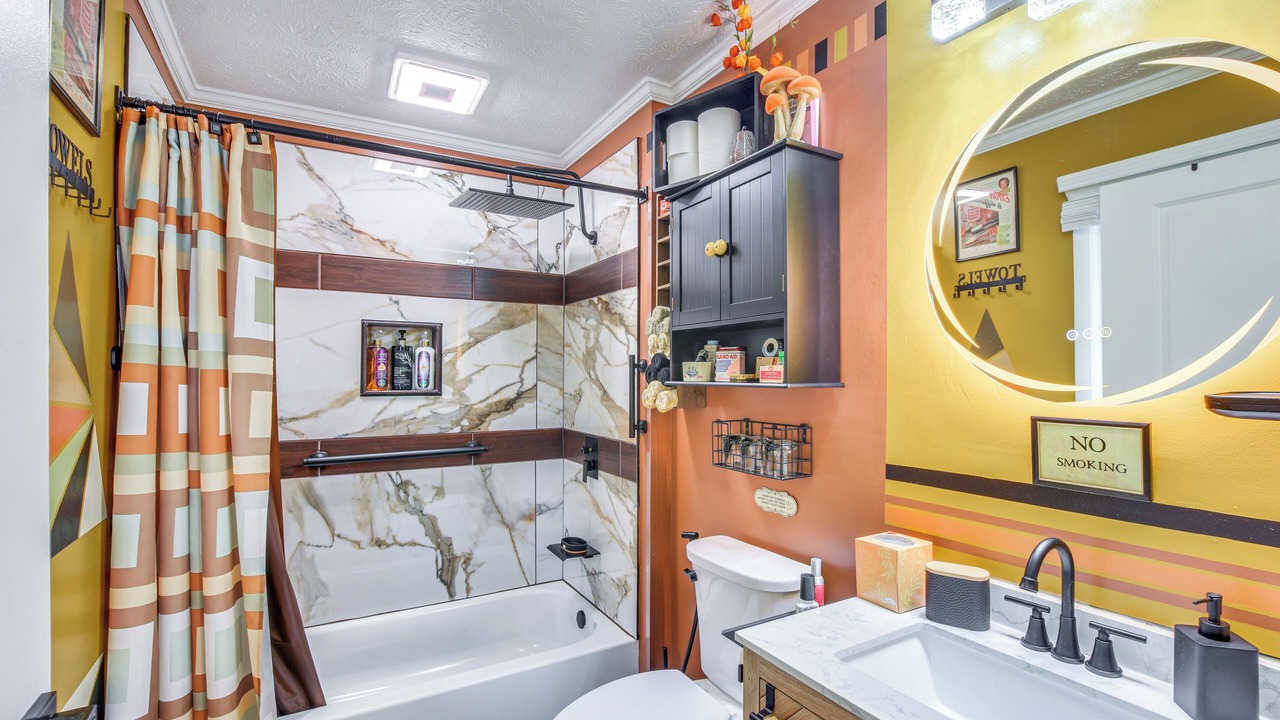 Photo of Bathroom in Pine Forest