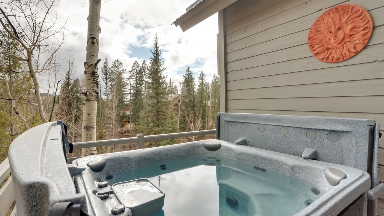 Photo of Outdoor in Columbine Lake