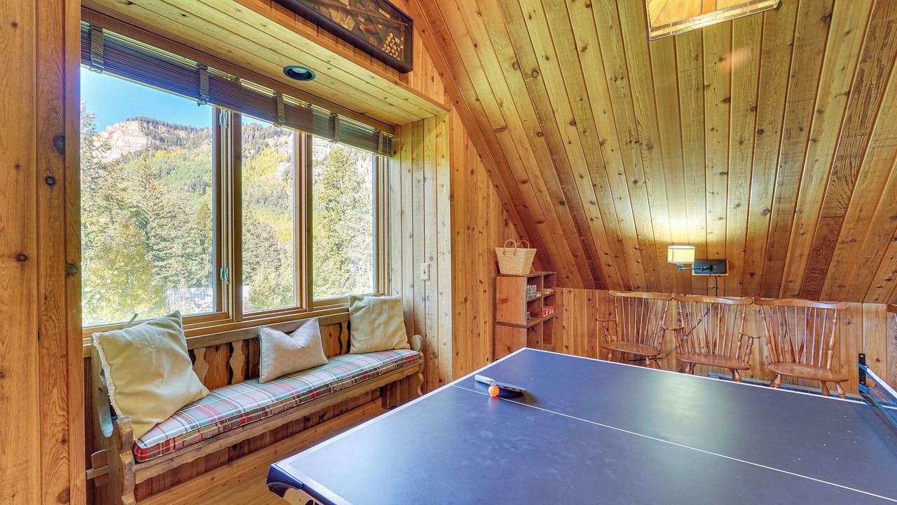 Photo of Bedroom in Columbine Lake