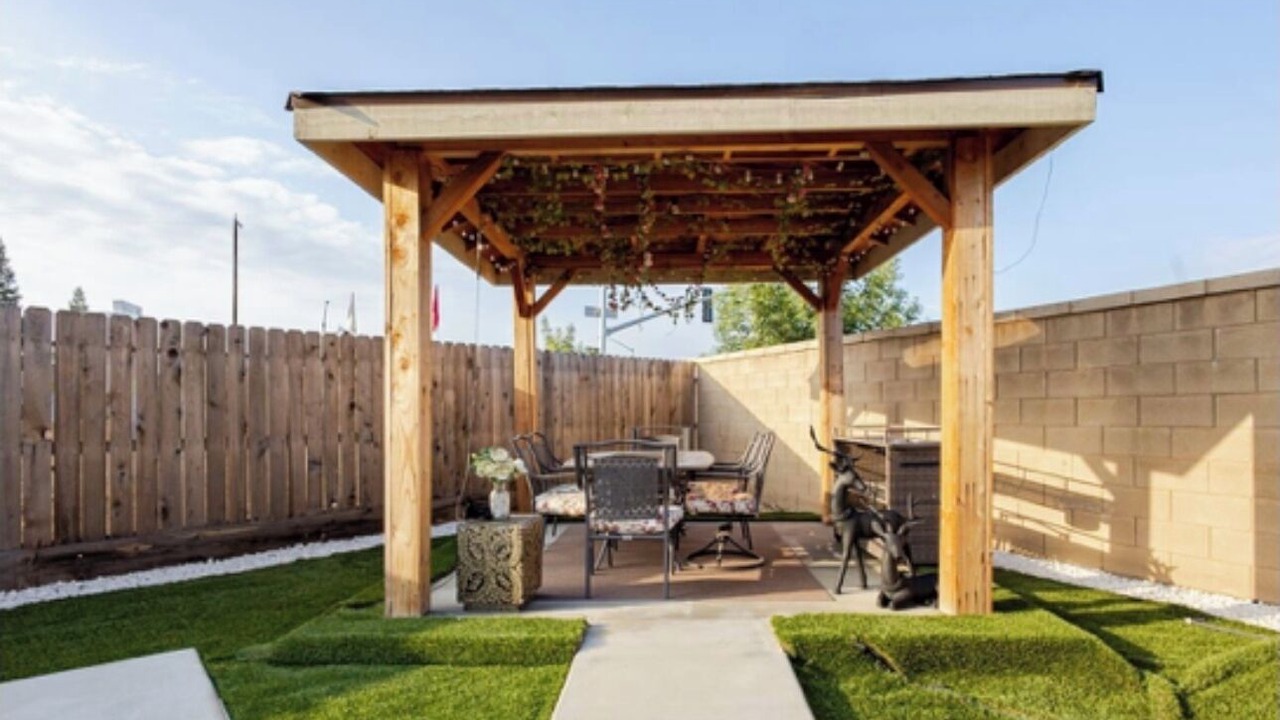 Photo of Outdoor in Raisin
