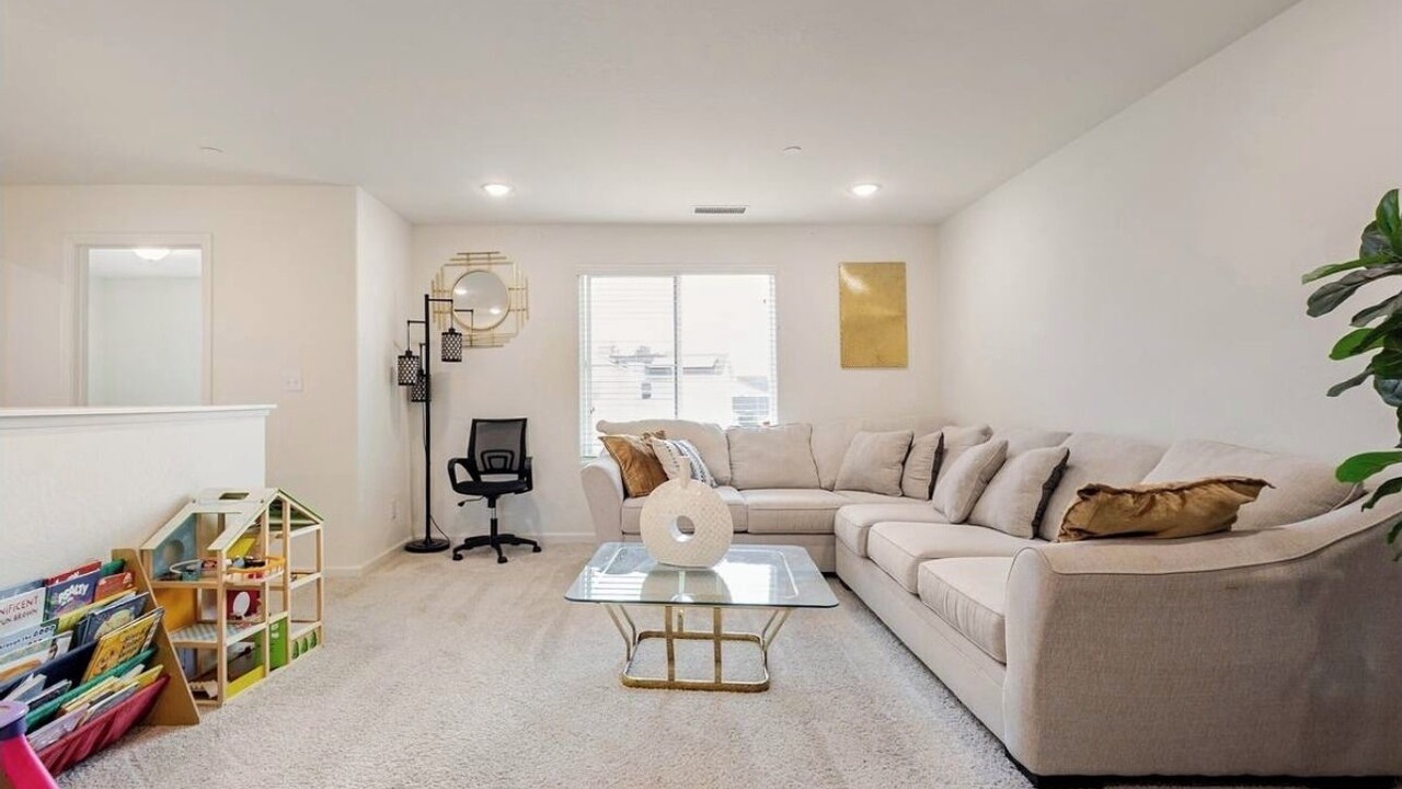 Photo of Livingroom in Raisin