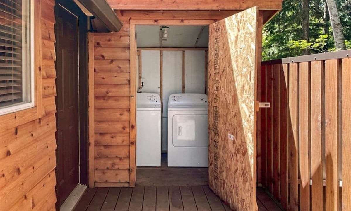 Photo of Outdoor in Paradise Estates