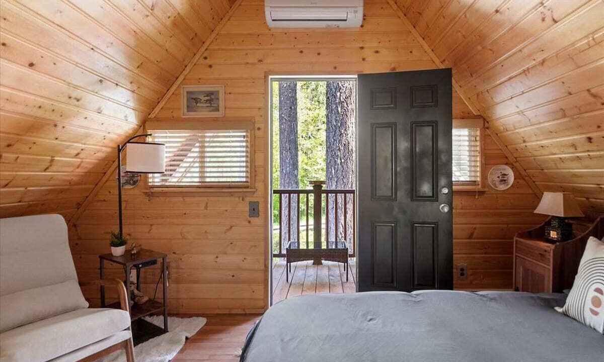 Photo of Bedroom in Paradise Estates
