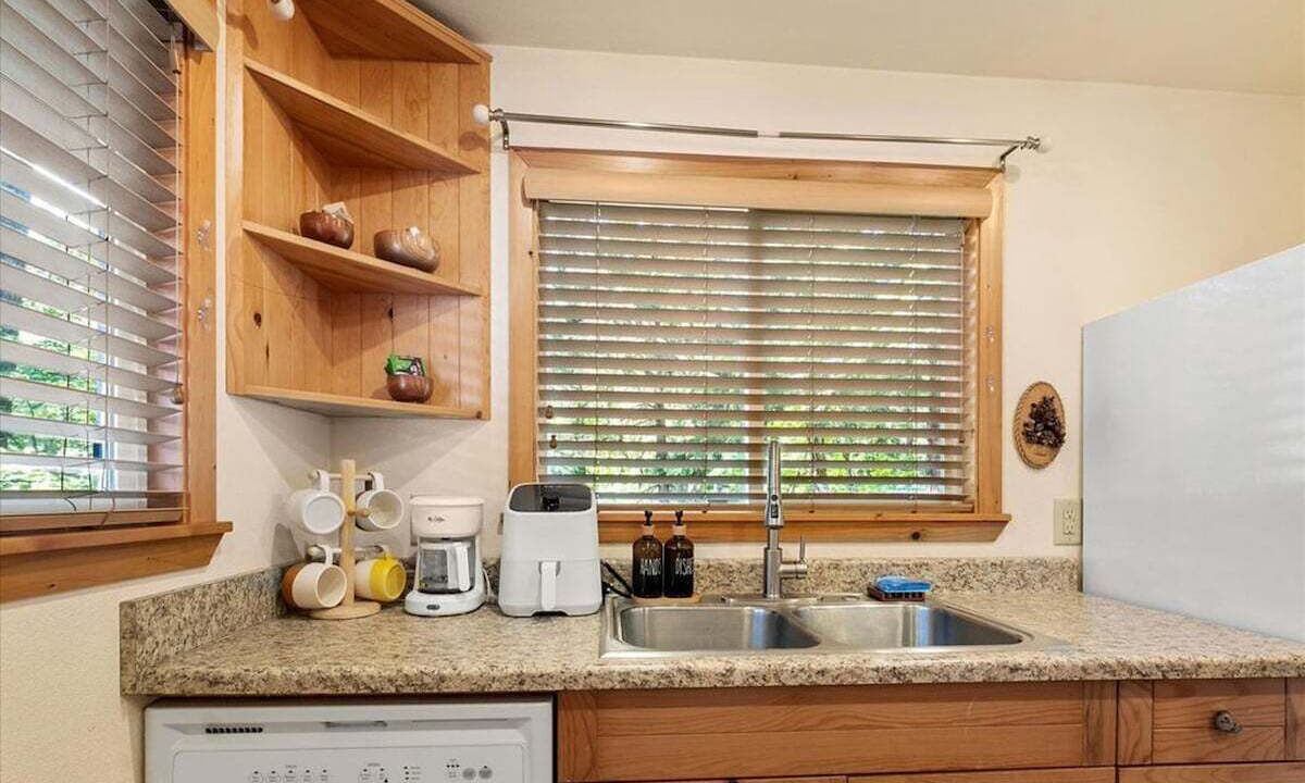 Photo of Others in Paradise Estates