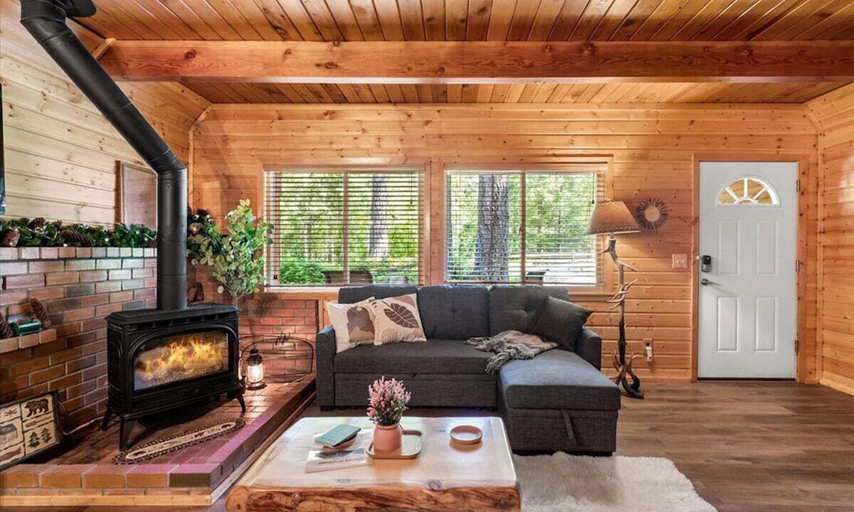 Photo of Livingroom in Paradise Estates
