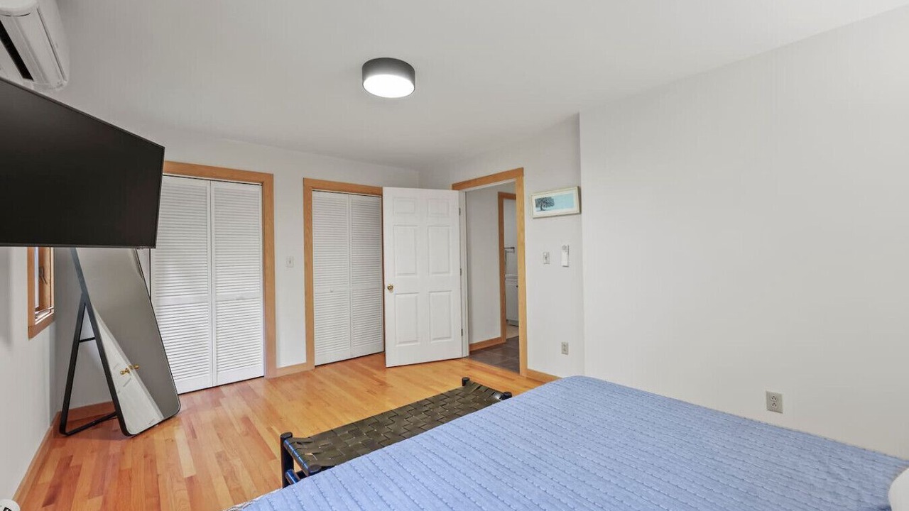 Photo of Others in Tyringham