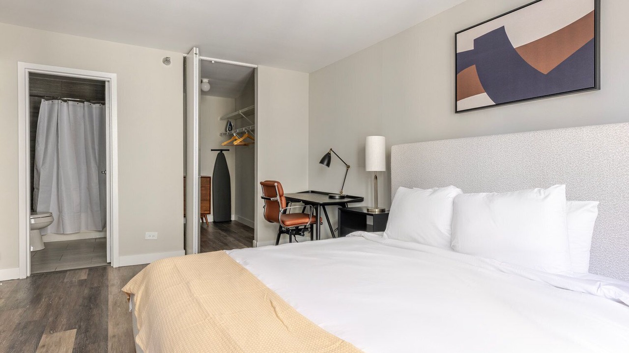 Photo of Bedroom in Rush and Division