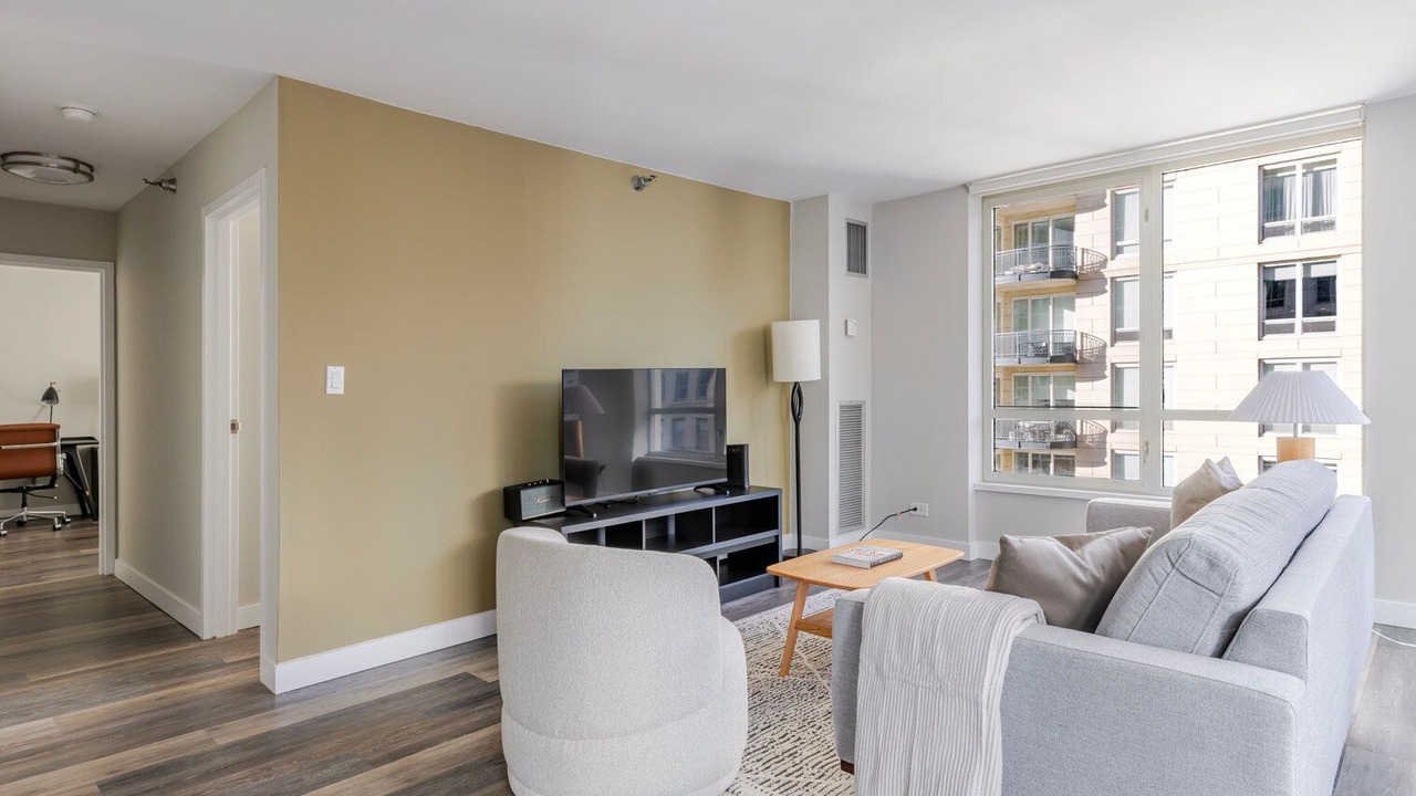 Photo of Livingroom in Rush and Division