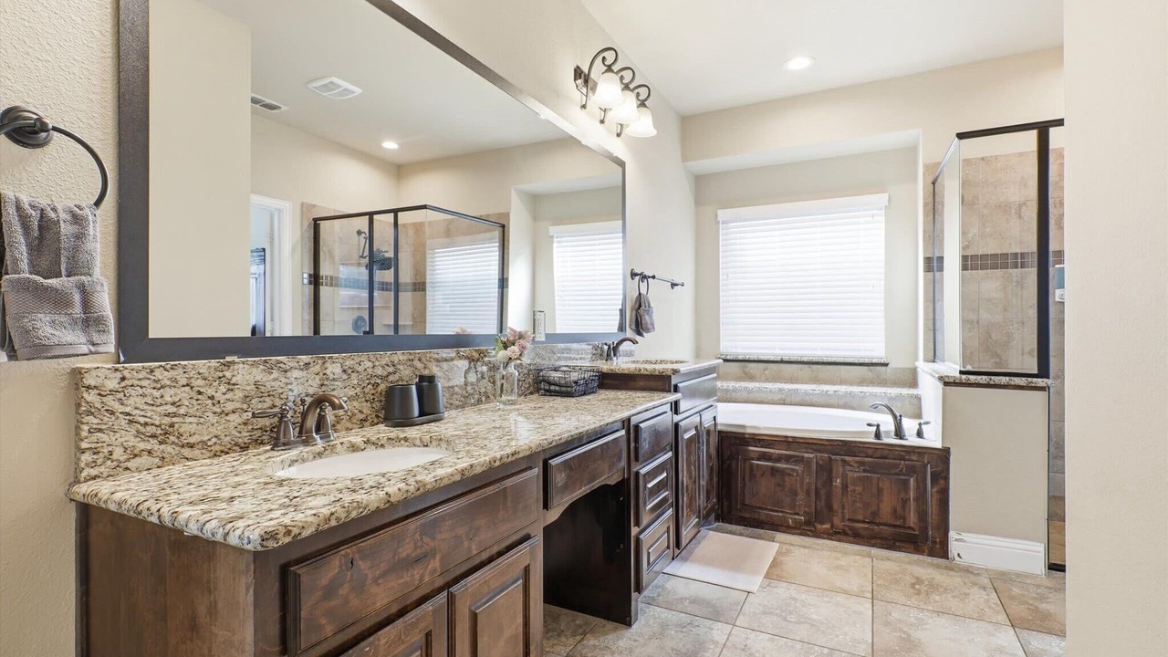 Photo of Bathroom in Frisco