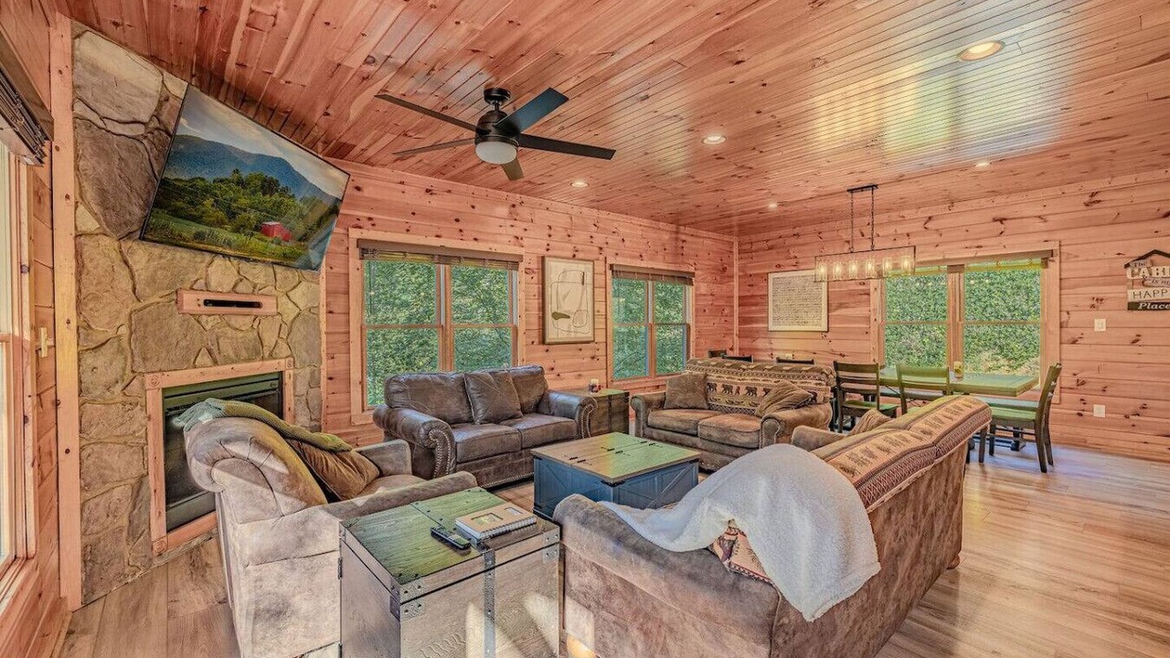 Photo of Livingroom in Gatlinburg