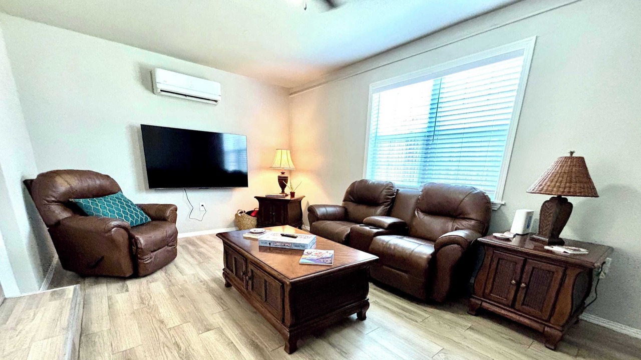Photo of Livingroom in Tech Terrace