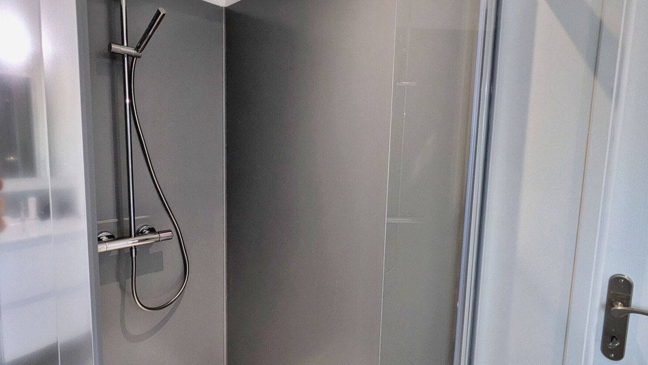 Photo of Bathroom in Saint-Denis-d'Anjou