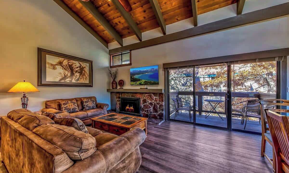 Photo of Livingroom in South Lake Tahoe