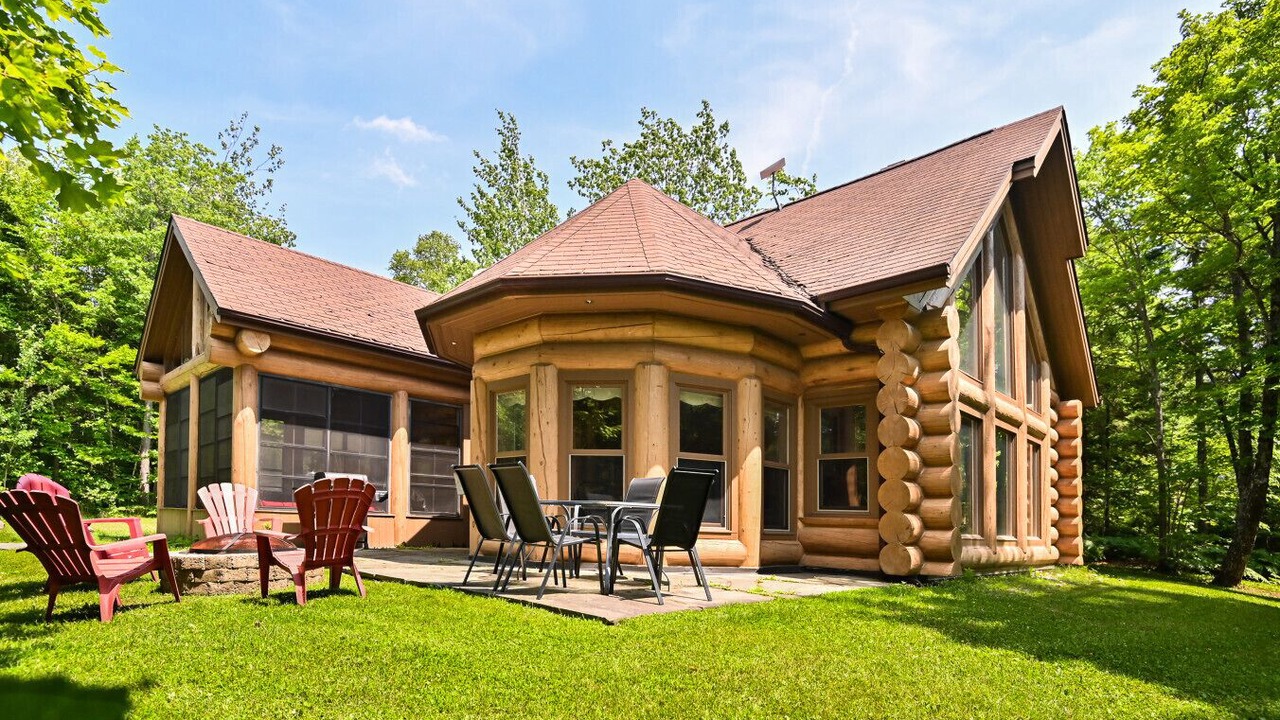 Photo of Outdoor in Fiddler Lake Resort