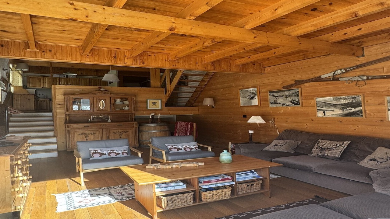 Photo of Livingroom in Allos