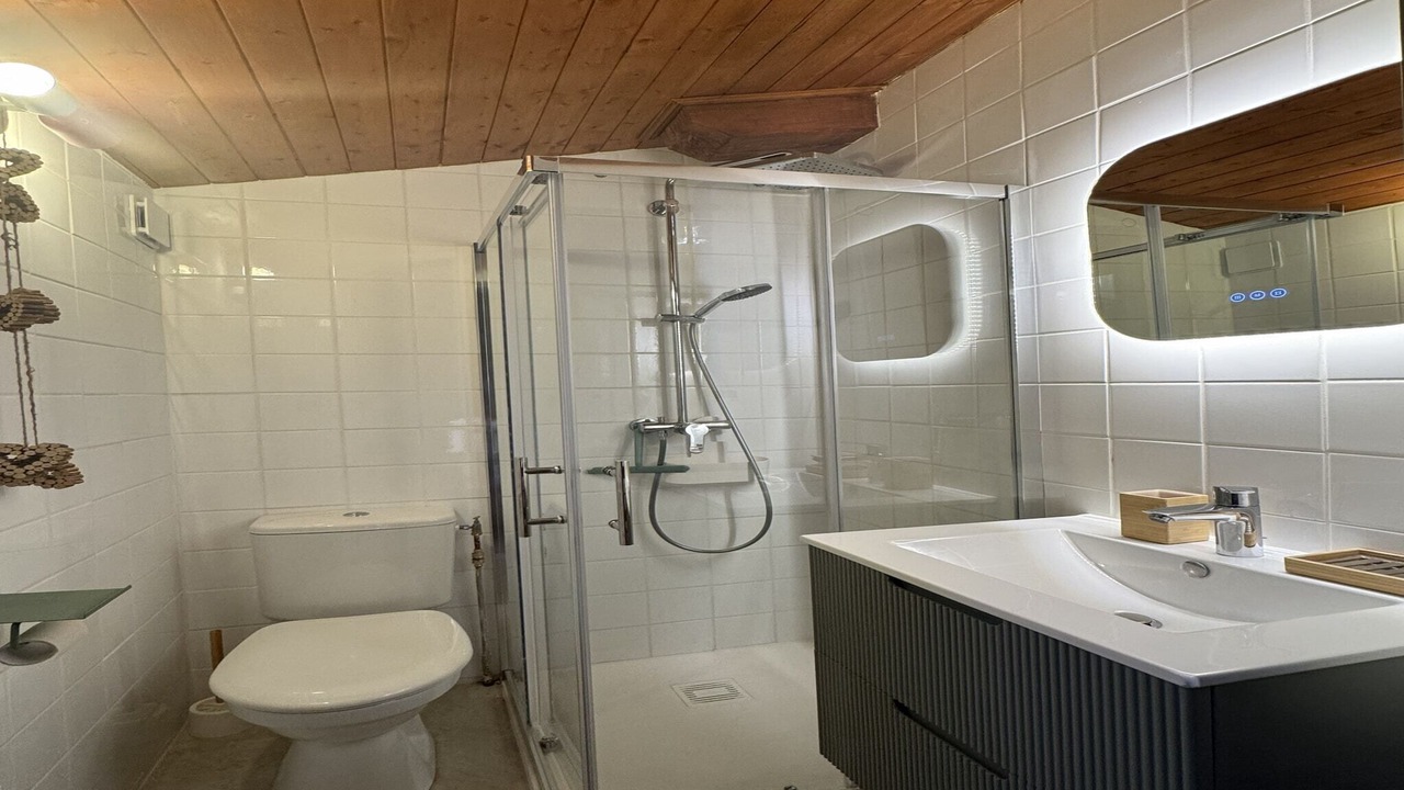 Photo of Bathroom in Allos