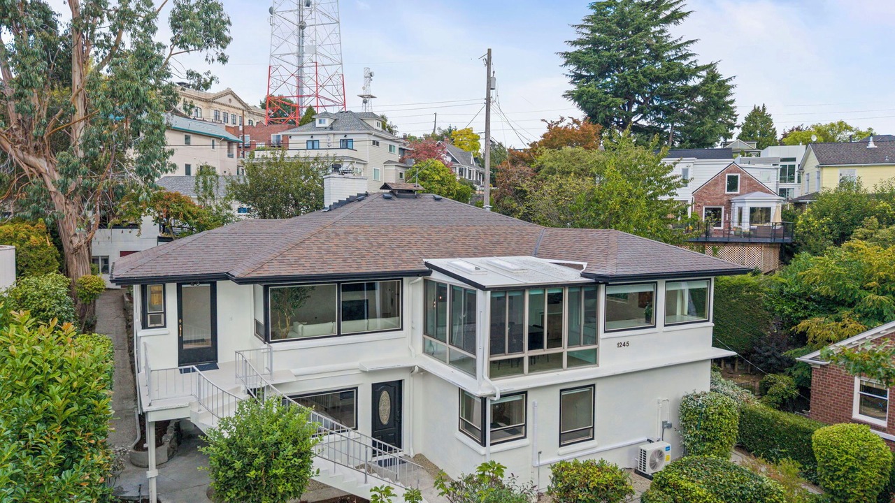 Photo of Outdoor in East Queen Anne