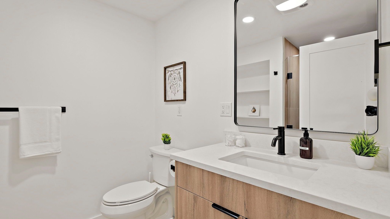 Photo of Bathroom in East Queen Anne