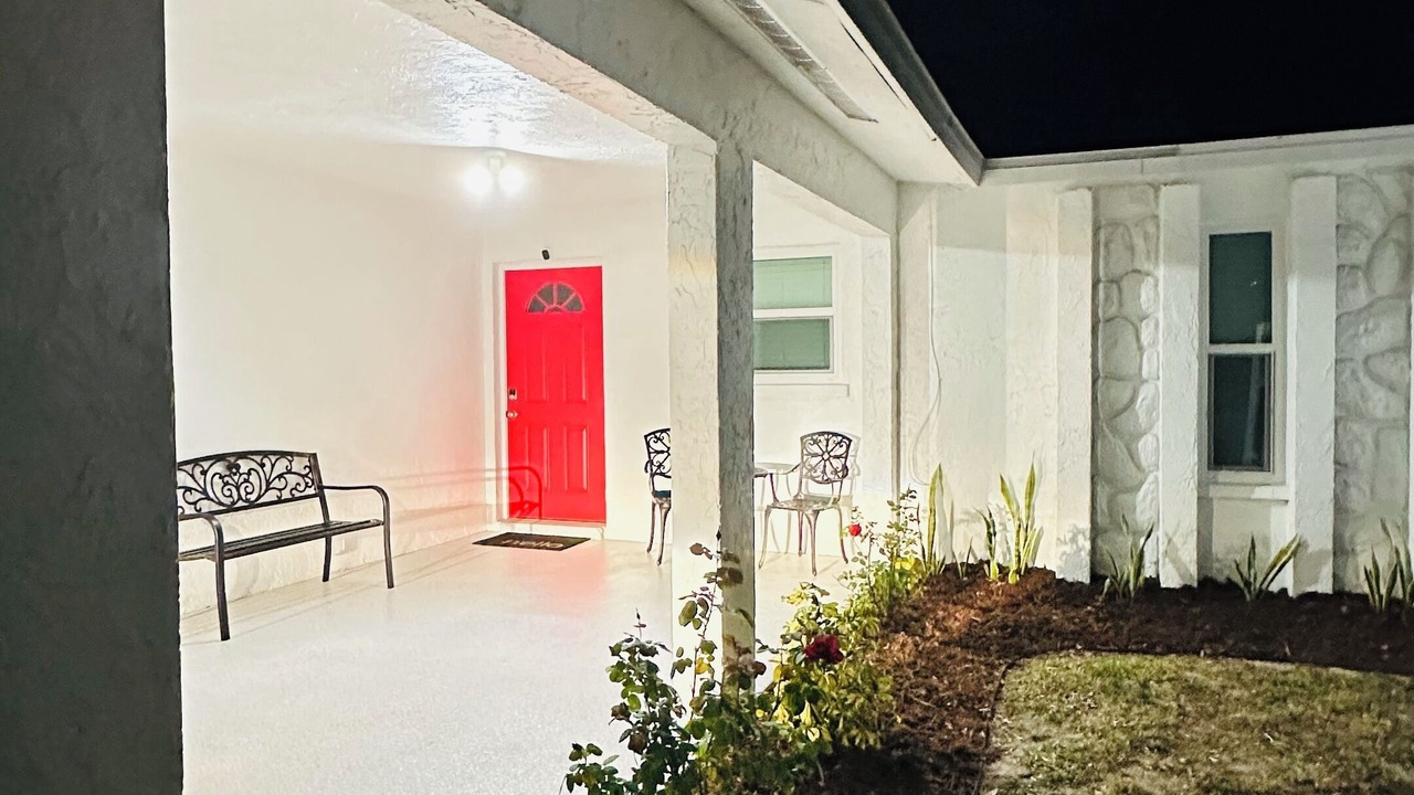 Photo of Outdoor in Bayshore Gardens