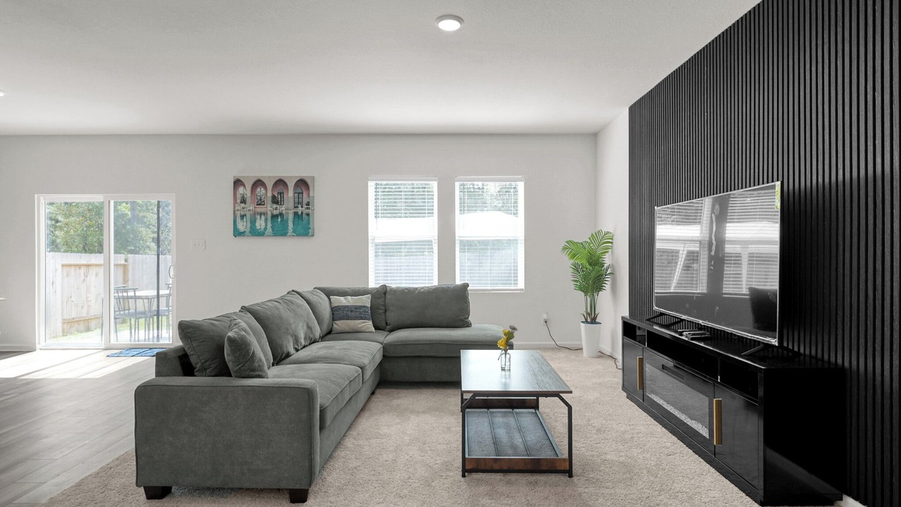 Photo of Livingroom in Montgomery