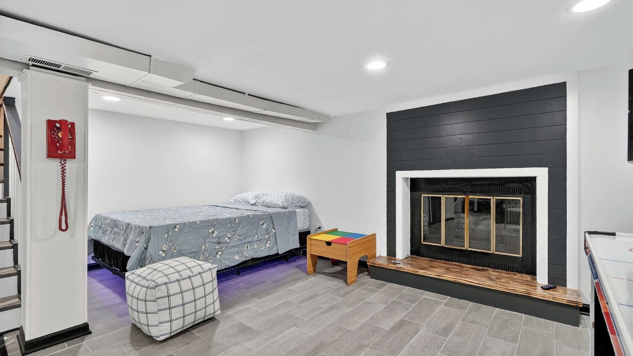 Photo of Bedroom in Waukegan