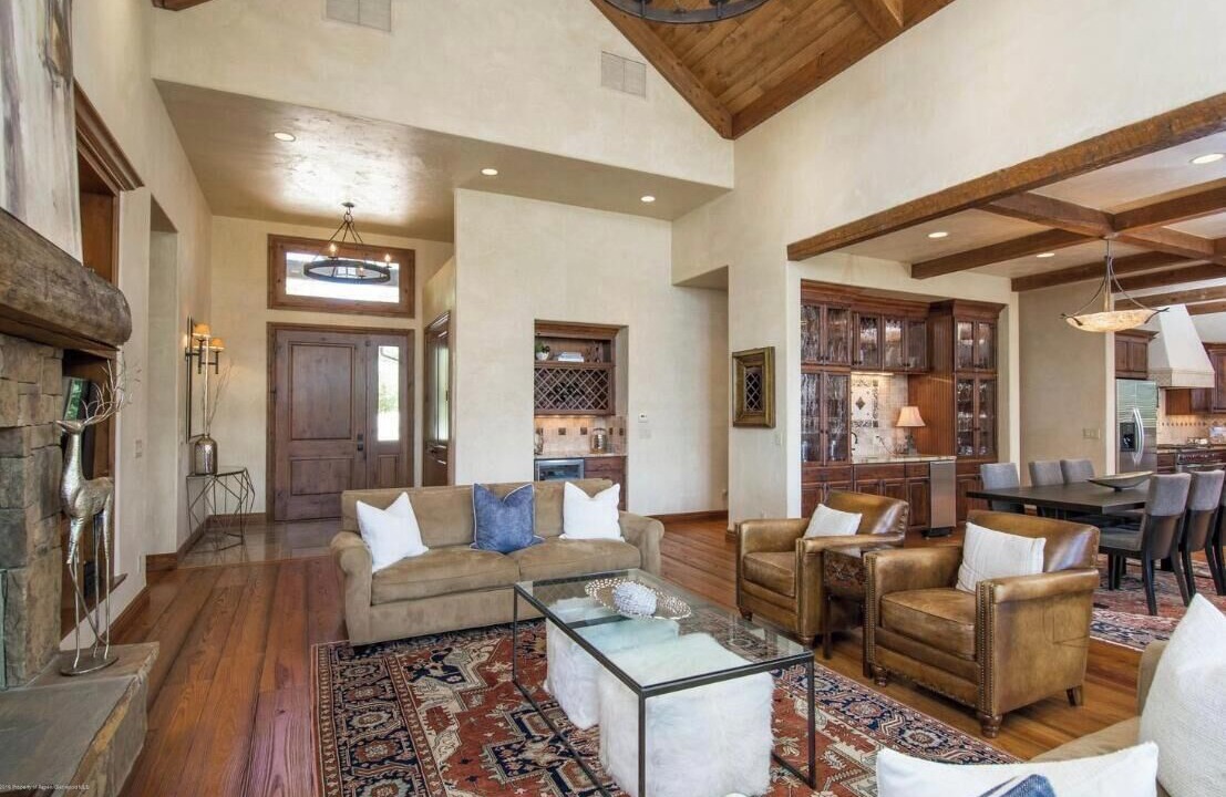 Photo of Livingroom in Aspen Glen