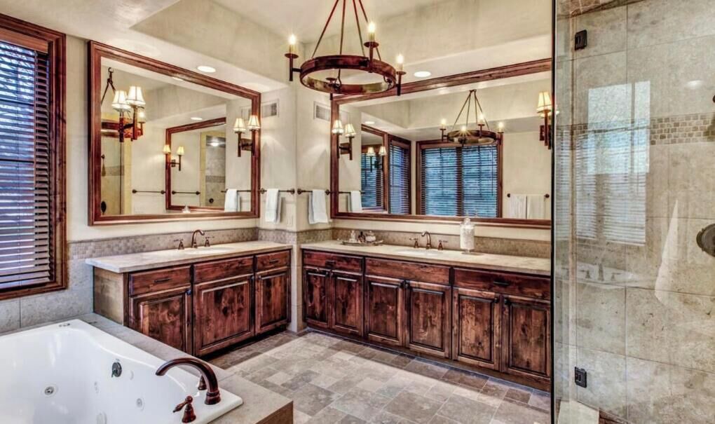 Photo of Bathroom in Aspen Glen