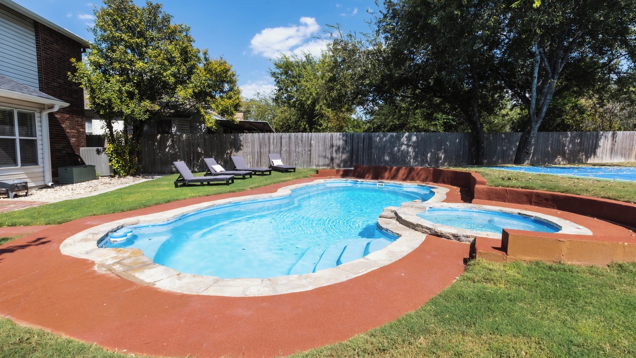 Photo of Outdoor in Lockhill Estates