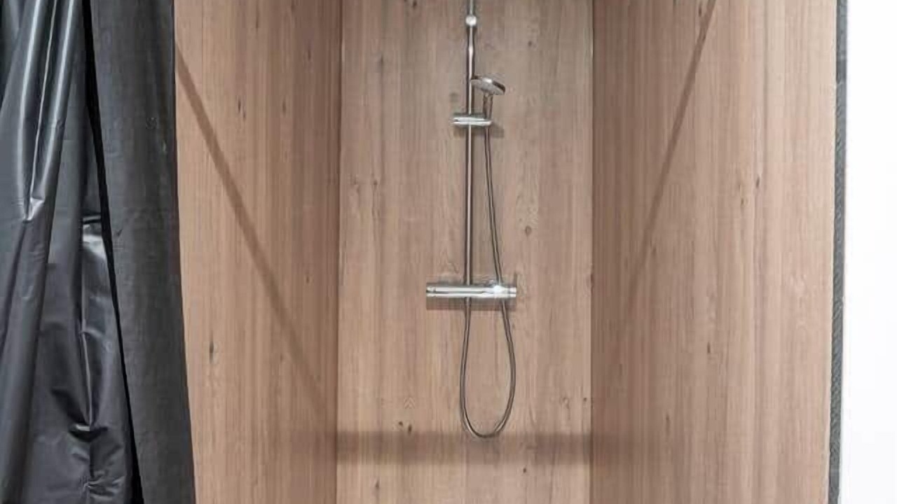 Photo of Bathroom in Gonneville-la-Mallet