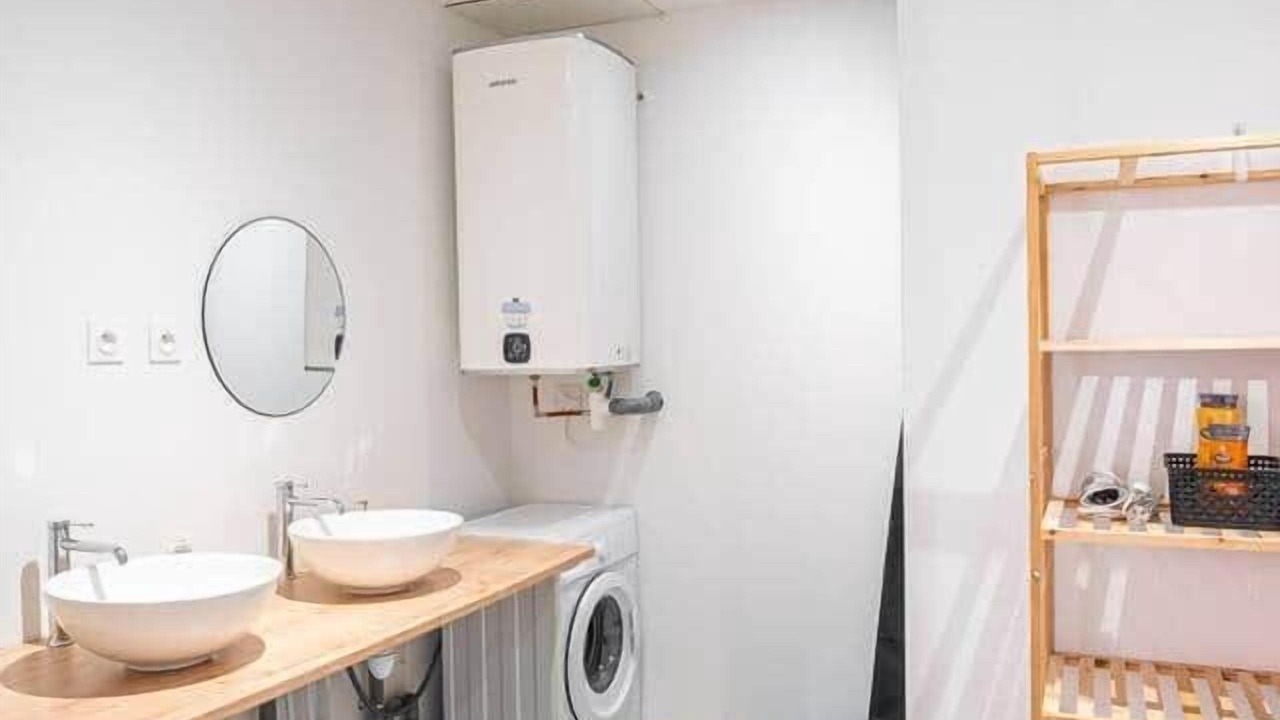 Photo of Bathroom in Gonneville-la-Mallet
