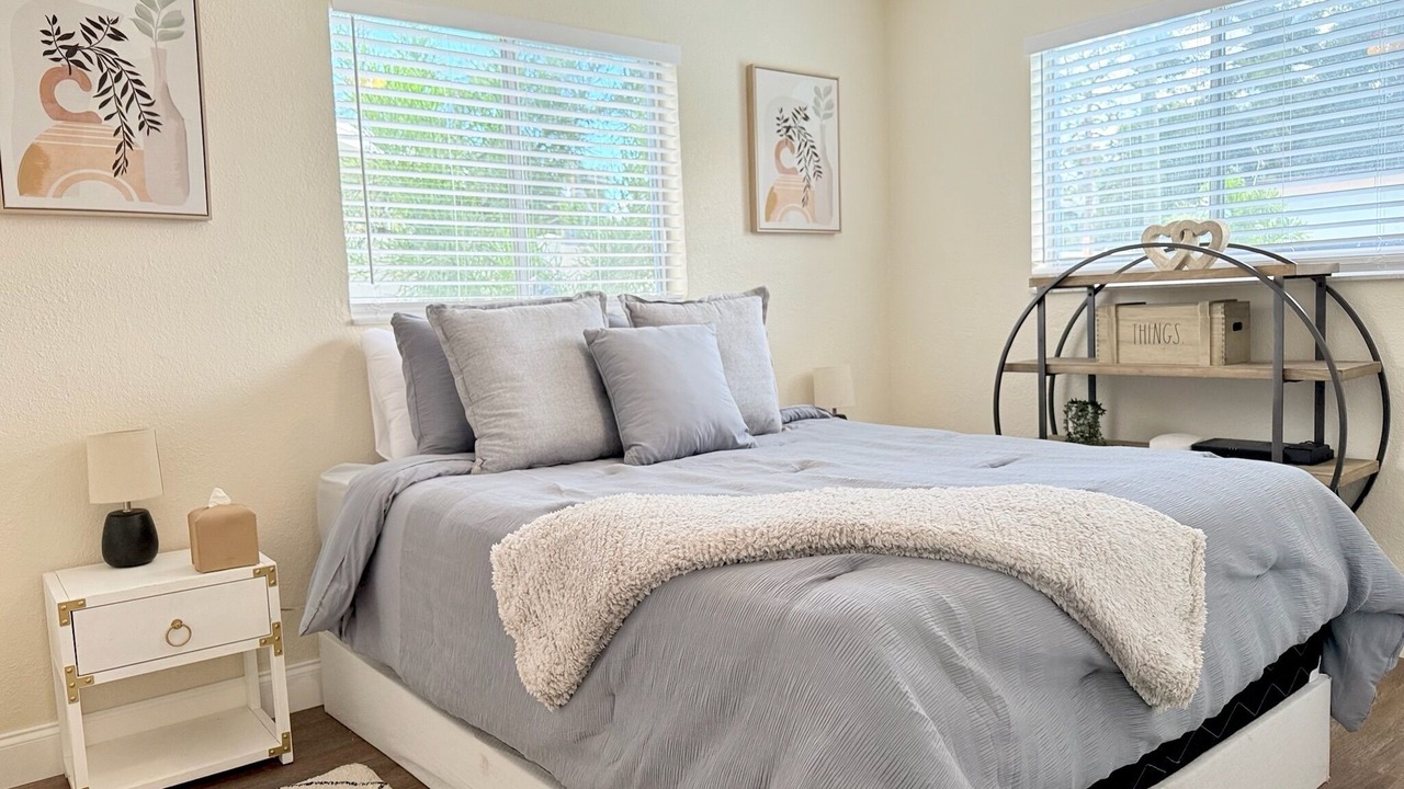 Photo of Bedroom in Pinellas Park