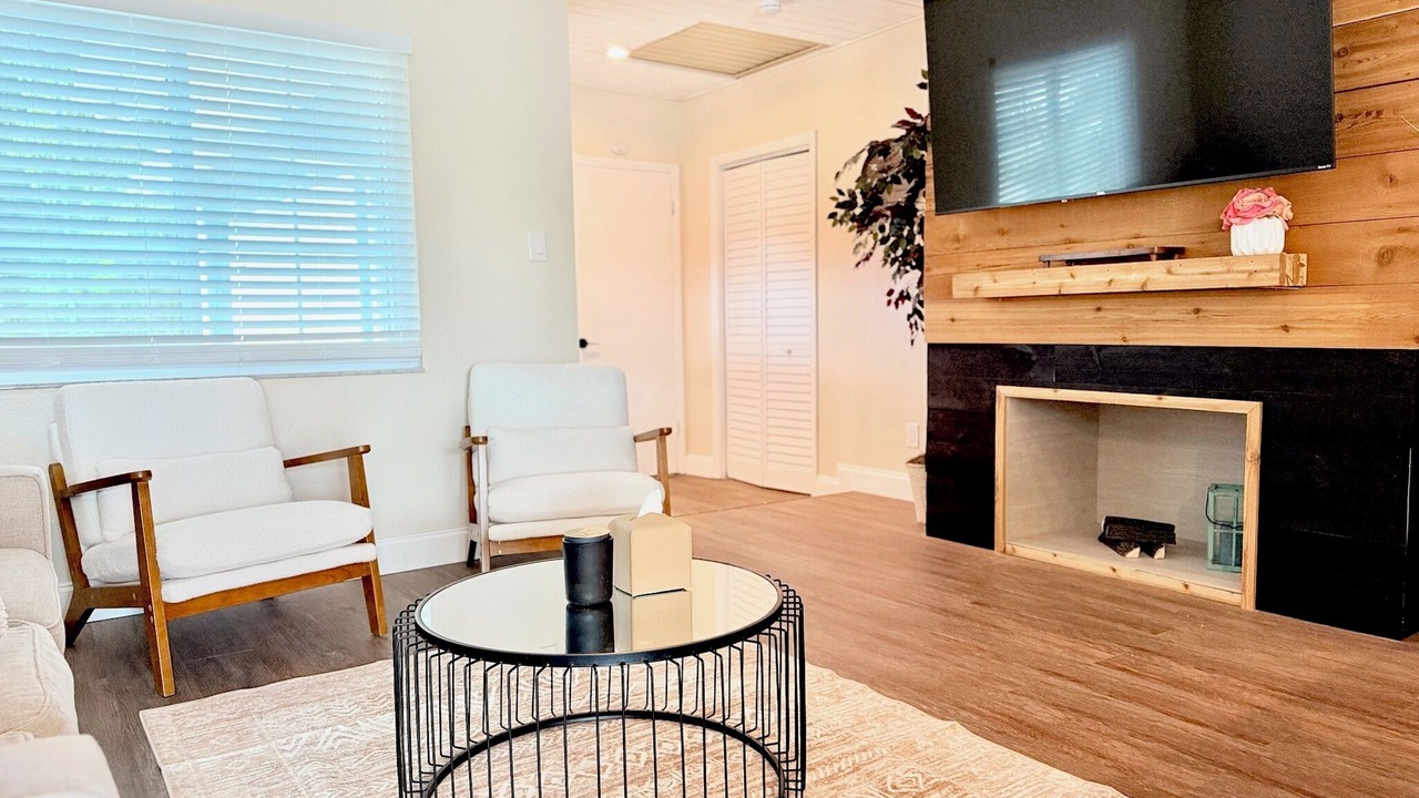 Photo of Livingroom in Pinellas Park