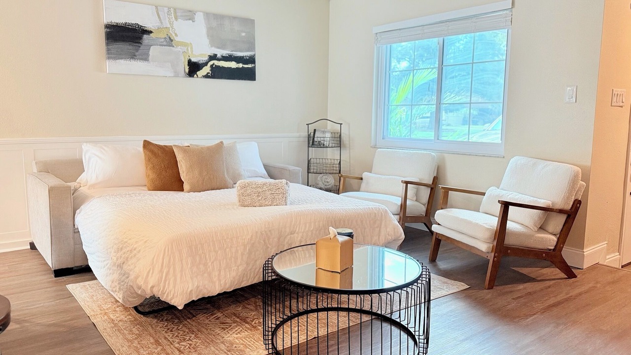 Photo of Bedroom in Pinellas Park