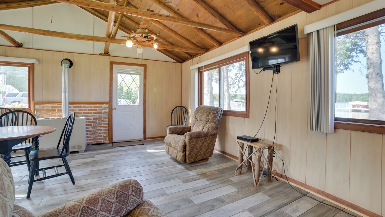 Photo of Livingroom in Indian River