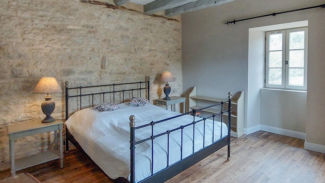 Photo of Others in Montgesty