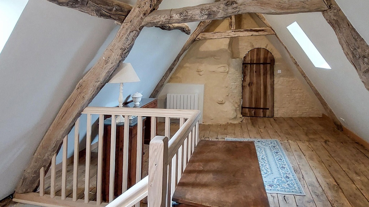 Photo of Others in Montgesty