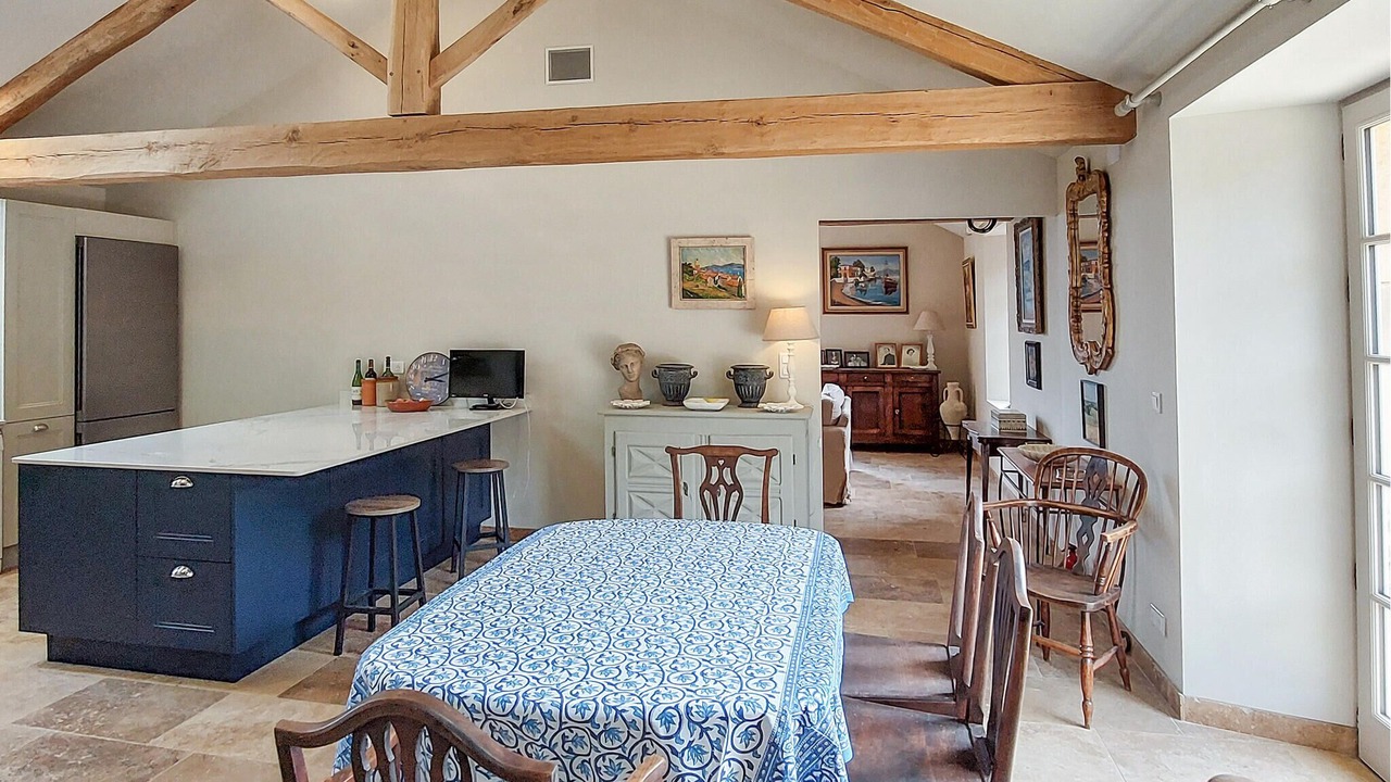 Photo of Others in Montgesty