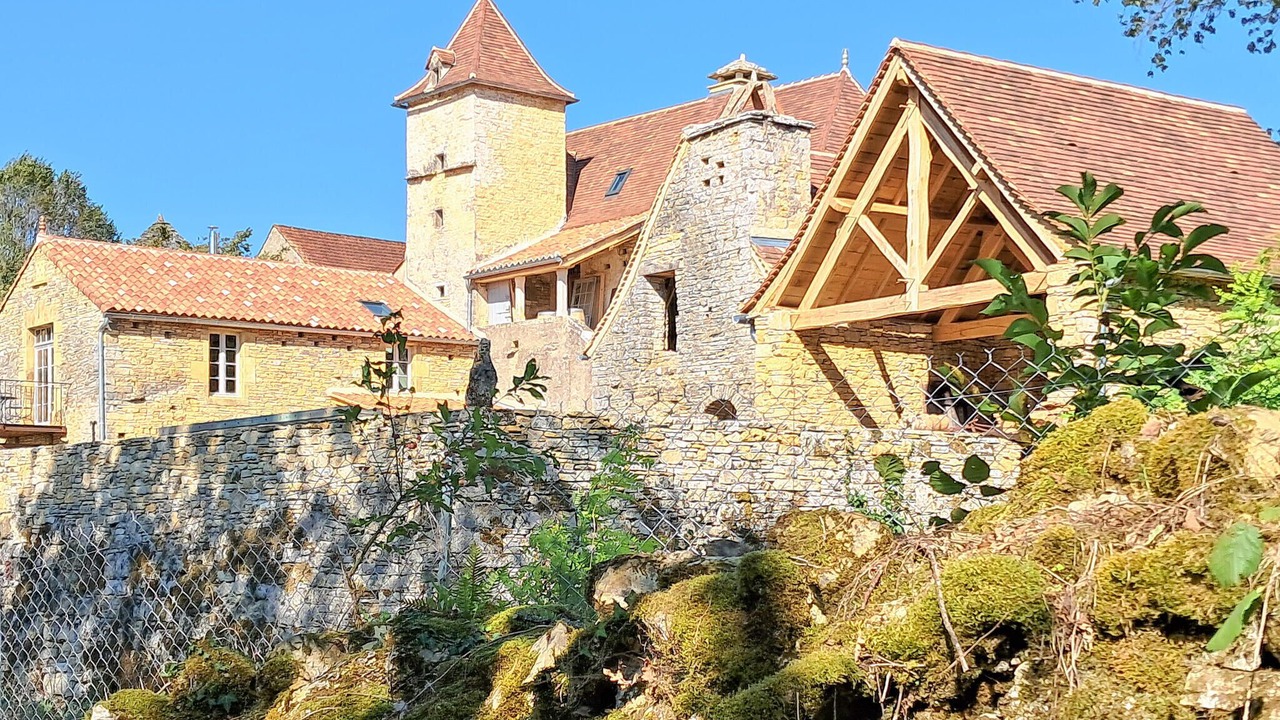 Photo of Others in Montgesty