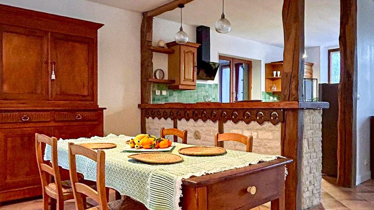 Photo of Bedroom in Nanteuil-en-Vallee