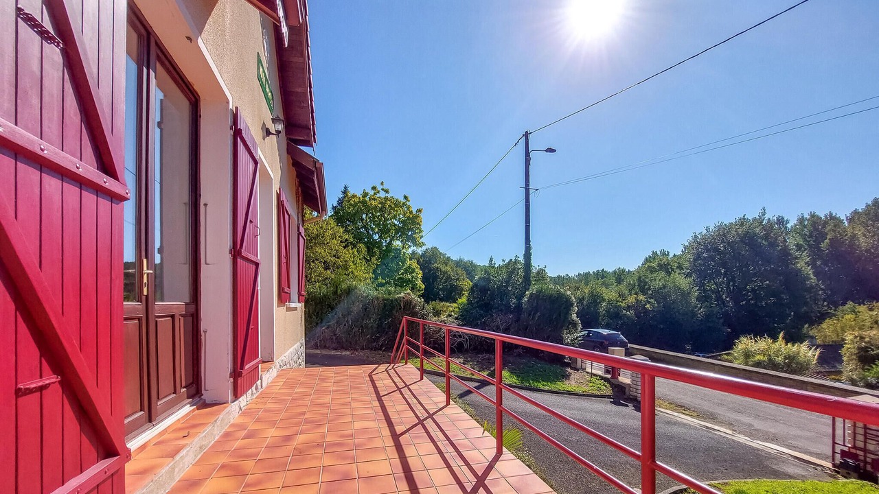 Photo of Others in Nanteuil-en-Vallee