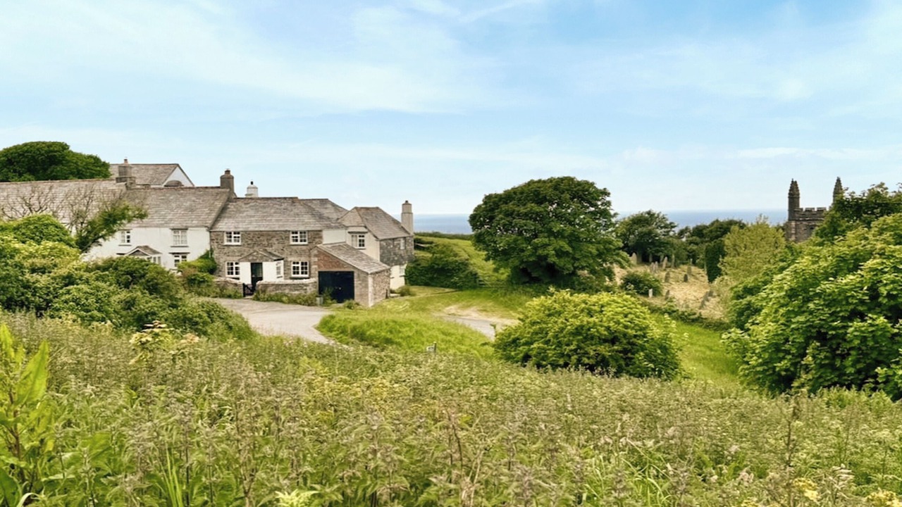 Photo of Others in St. Gennys