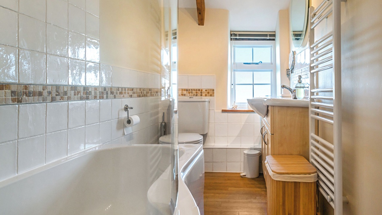 Photo of Bathroom in St. Gennys