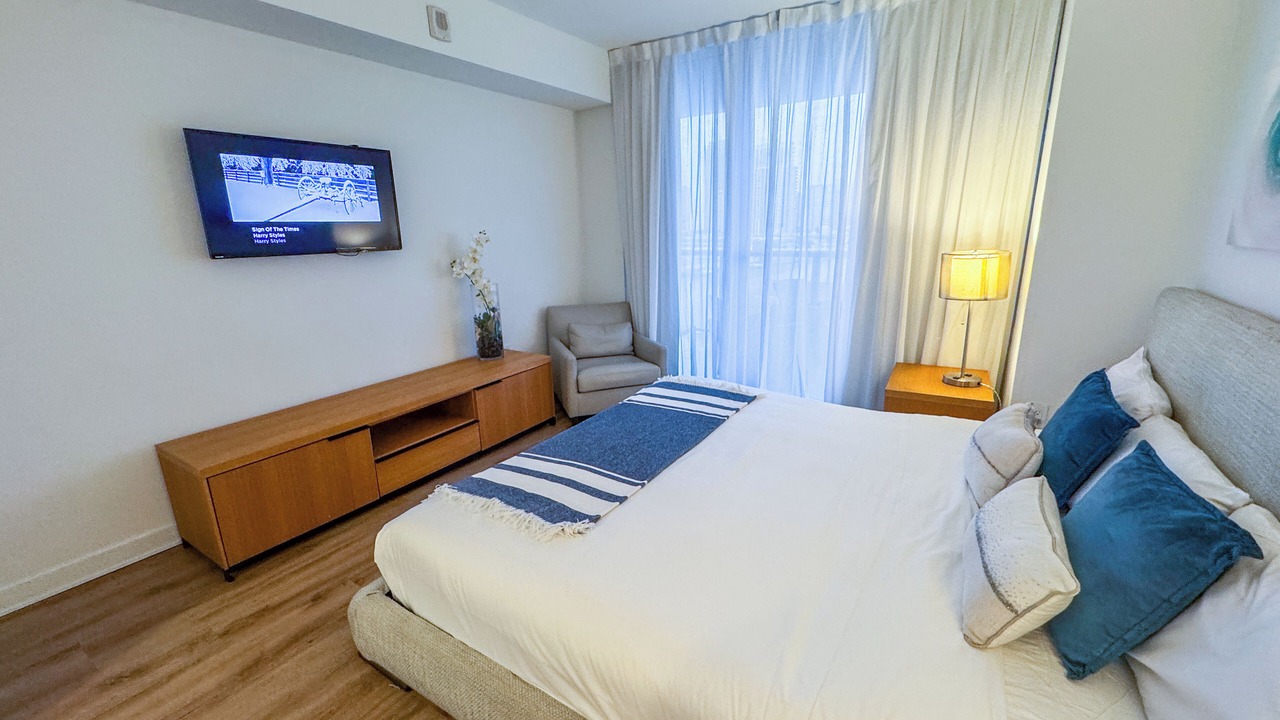 Photo of Bedroom in Hallandale Beach