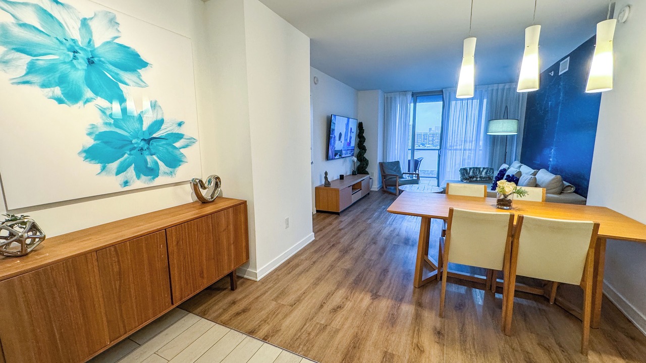 Photo of Livingroom in Hallandale Beach