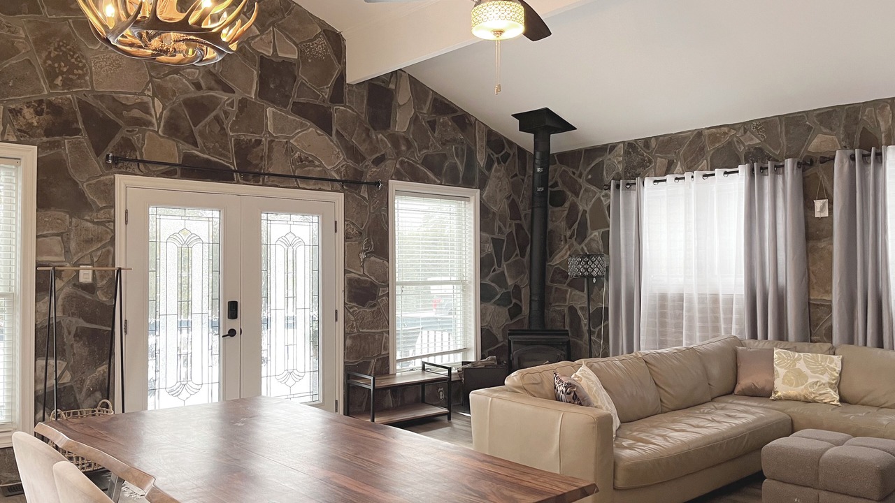 Photo of Livingroom in Georgina