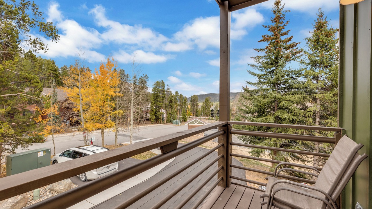 Photo of Patio Balcony in Four O'Clock